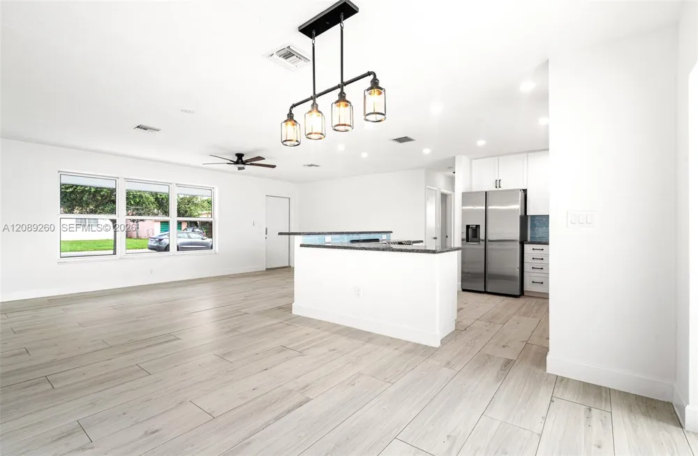 7960 Shalimar St Miramar, FL 33023