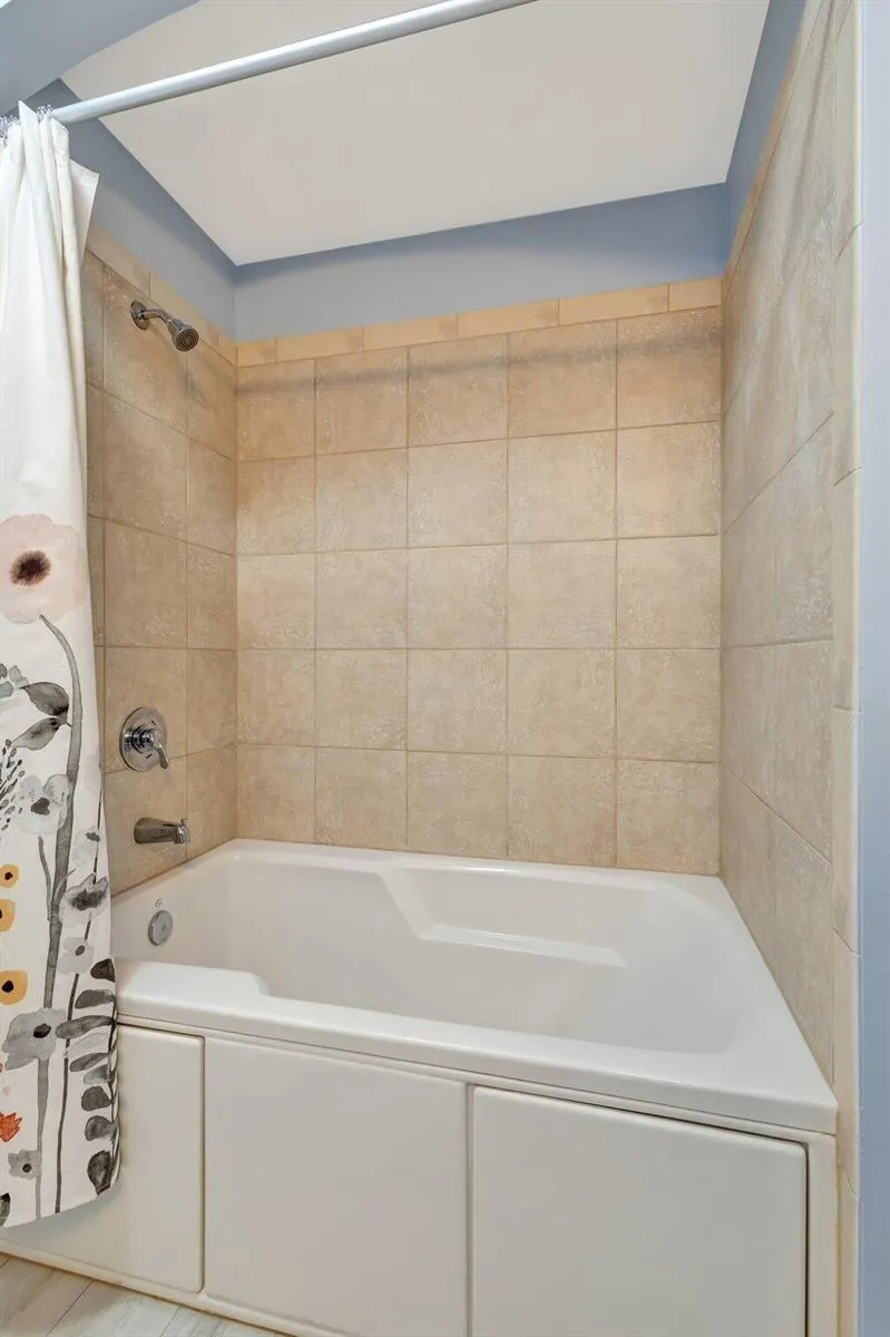 1690 Renaissance Commons Boulevard #1401 Boynton Beach, FL 33426
