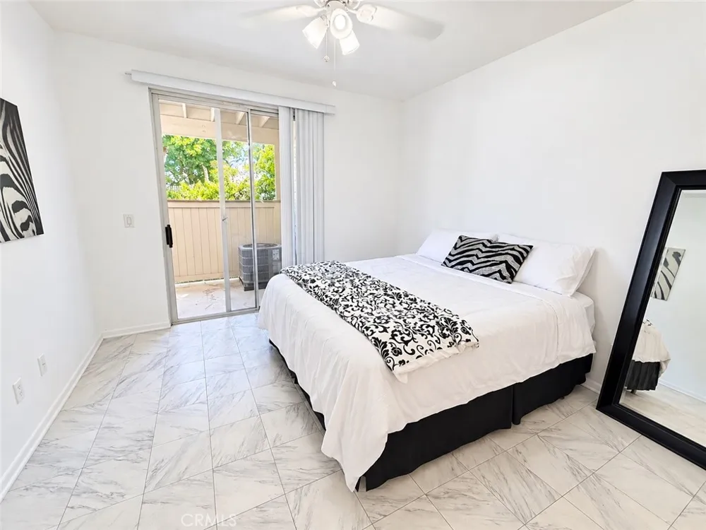 2456 Pleasant Way #A Thousand Oaks, CA 91362