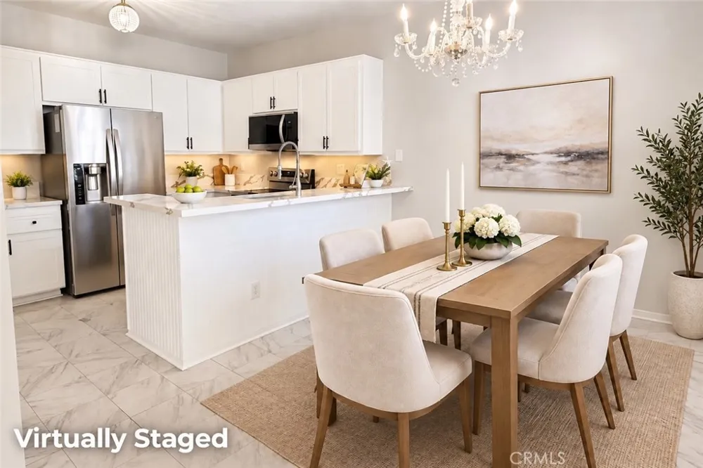 2456 Pleasant Way #A Thousand Oaks, CA 91362