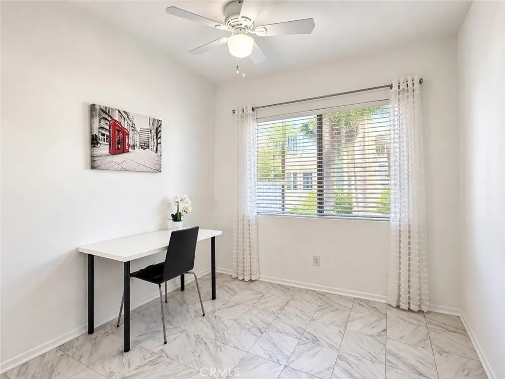 2456 Pleasant Way #A Thousand Oaks, CA 91362