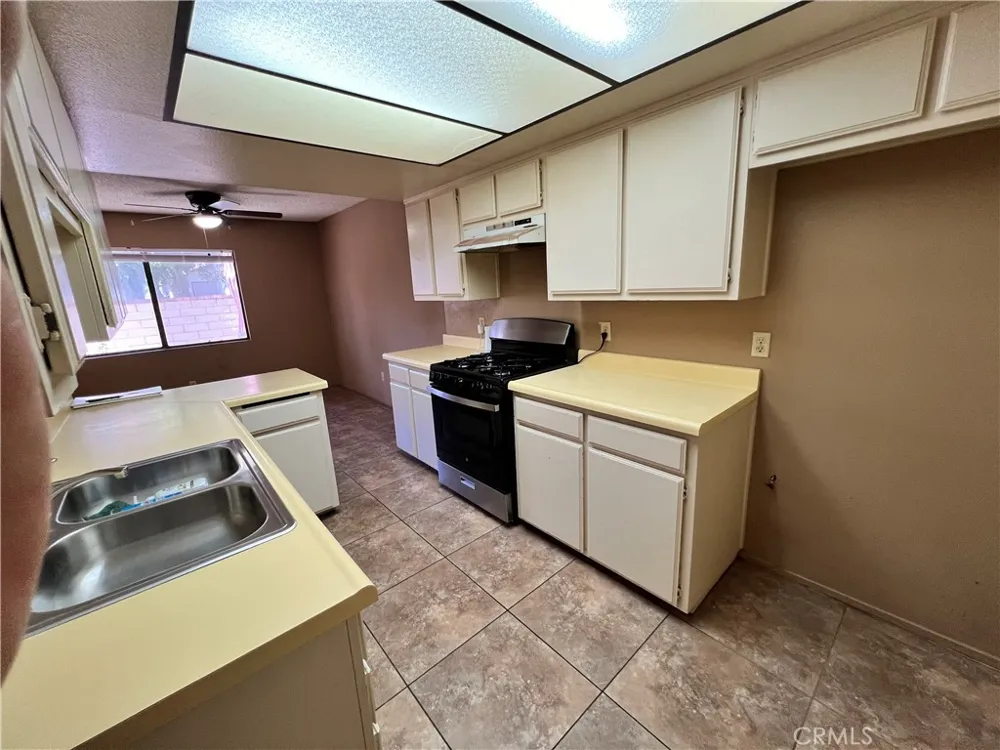 922 Redding #D Upland, CA 91786