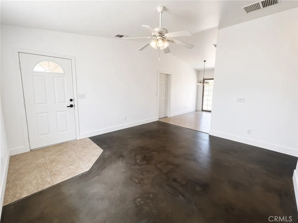 6119 Cahuilla Avenue 29 Palms, CA 92277