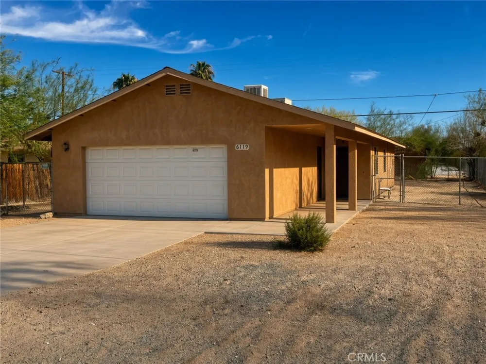 6119 Cahuilla Avenue 29 Palms, CA 92277
