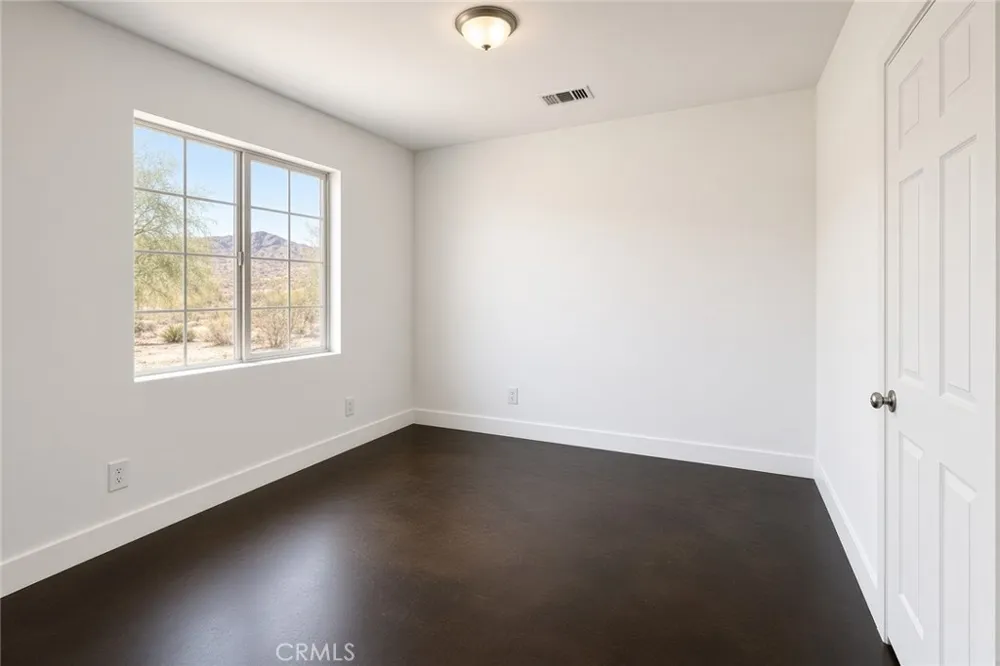 6119 Cahuilla Avenue 29 Palms, CA 92277