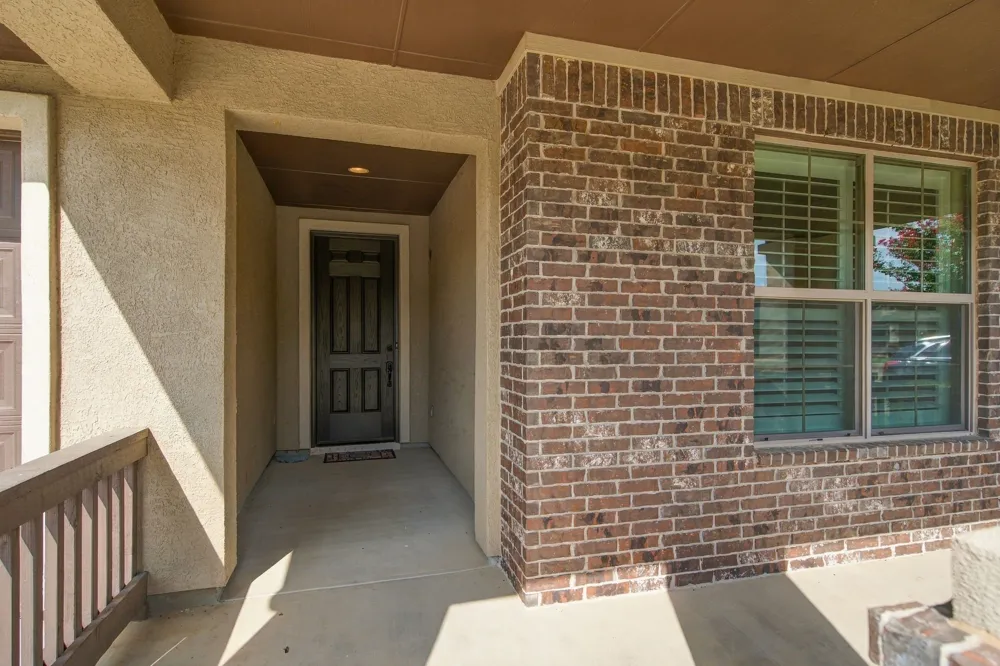10304 Claystone Drive Denton, TX 76207