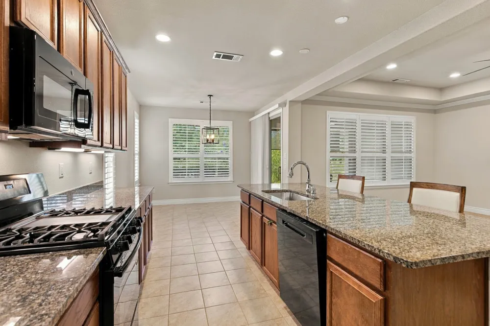 10304 Claystone Drive Denton, TX 76207