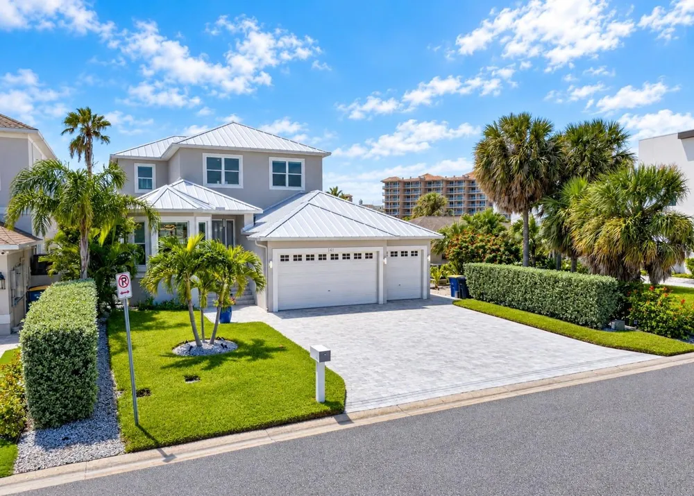 141 BAYSIDE DRIVE Clearwater, FL 33767