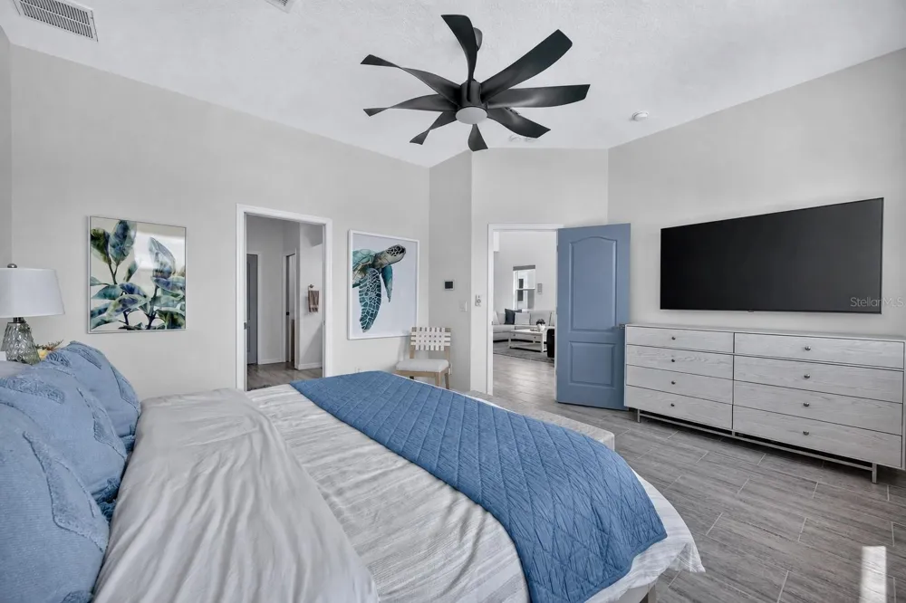 141 BAYSIDE DRIVE Clearwater, FL 33767