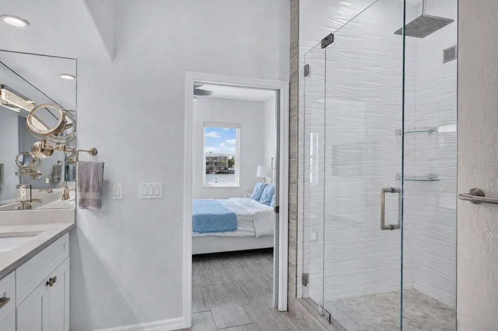 141 BAYSIDE DRIVE Clearwater, FL 33767