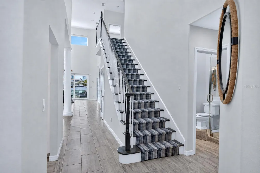141 BAYSIDE DRIVE Clearwater, FL 33767