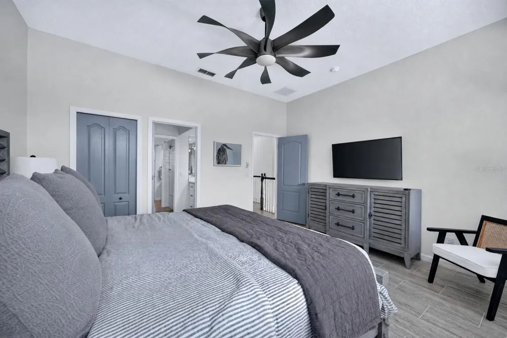 141 BAYSIDE DRIVE Clearwater, FL 33767