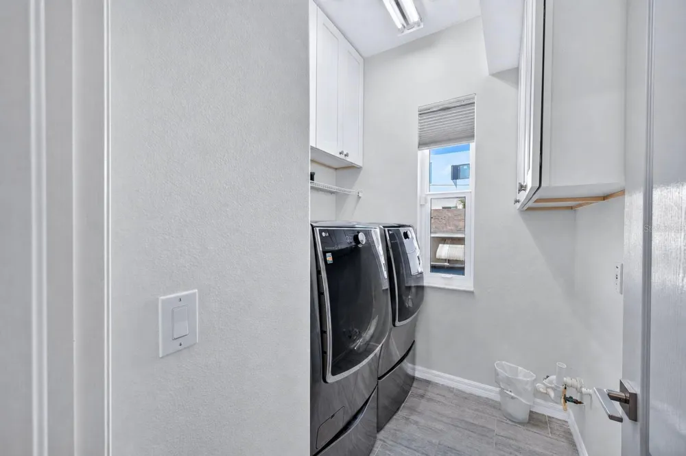 141 BAYSIDE DRIVE Clearwater, FL 33767