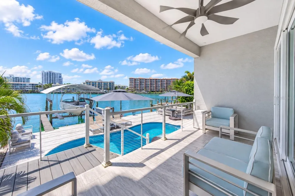 141 BAYSIDE DRIVE Clearwater, FL 33767