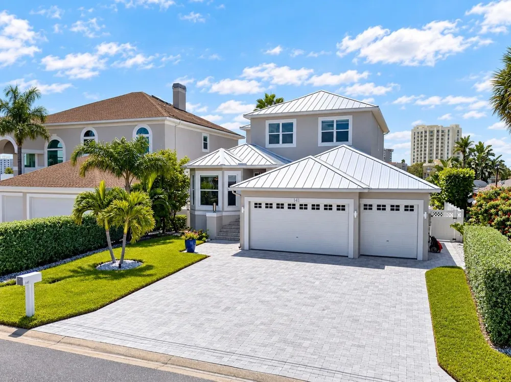 141 BAYSIDE DRIVE Clearwater, FL 33767