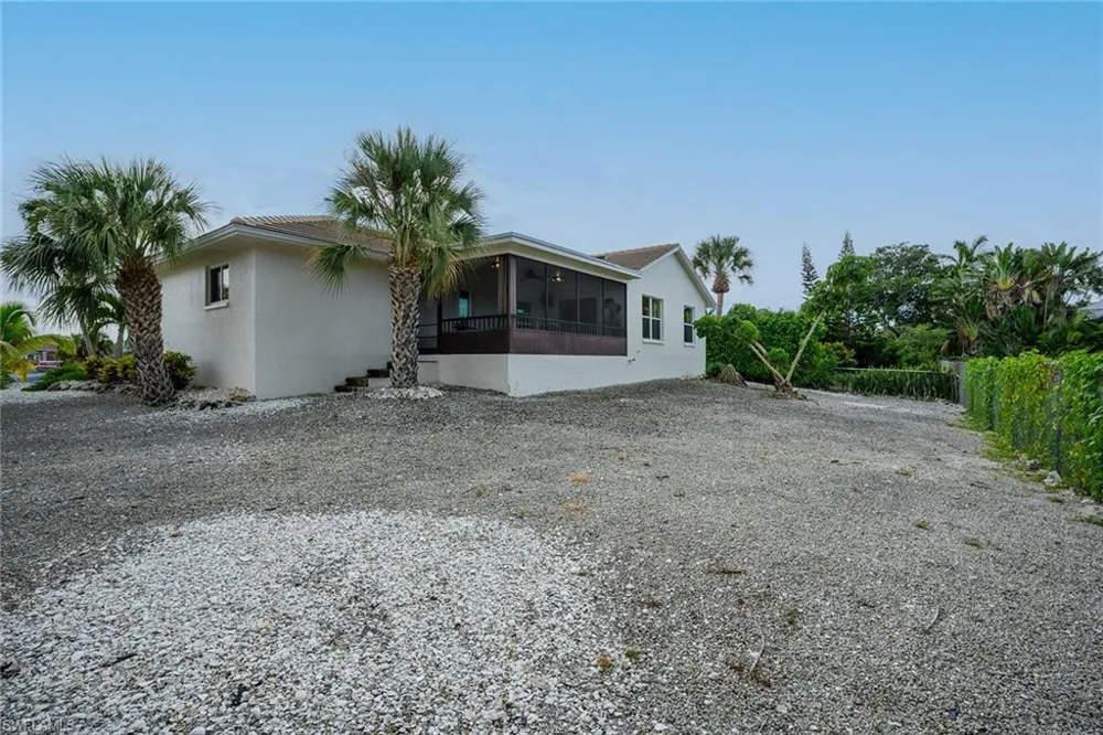 770 Kendall Drive Marco Island, FL 34145