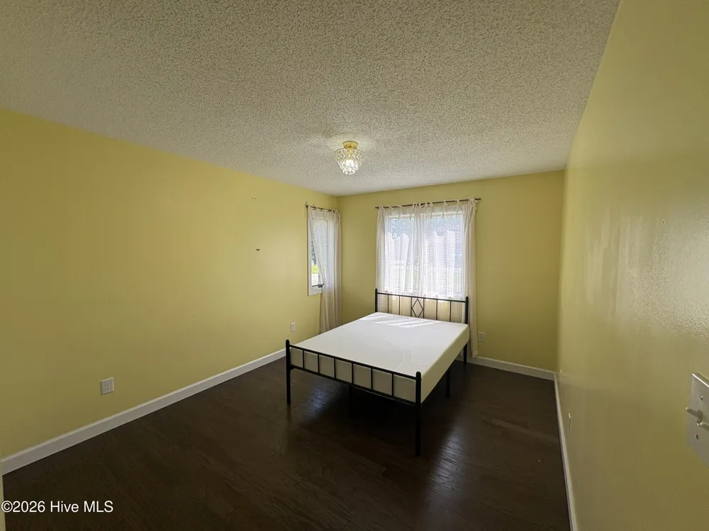 833 Pelican Drive New Bern, NC 28560