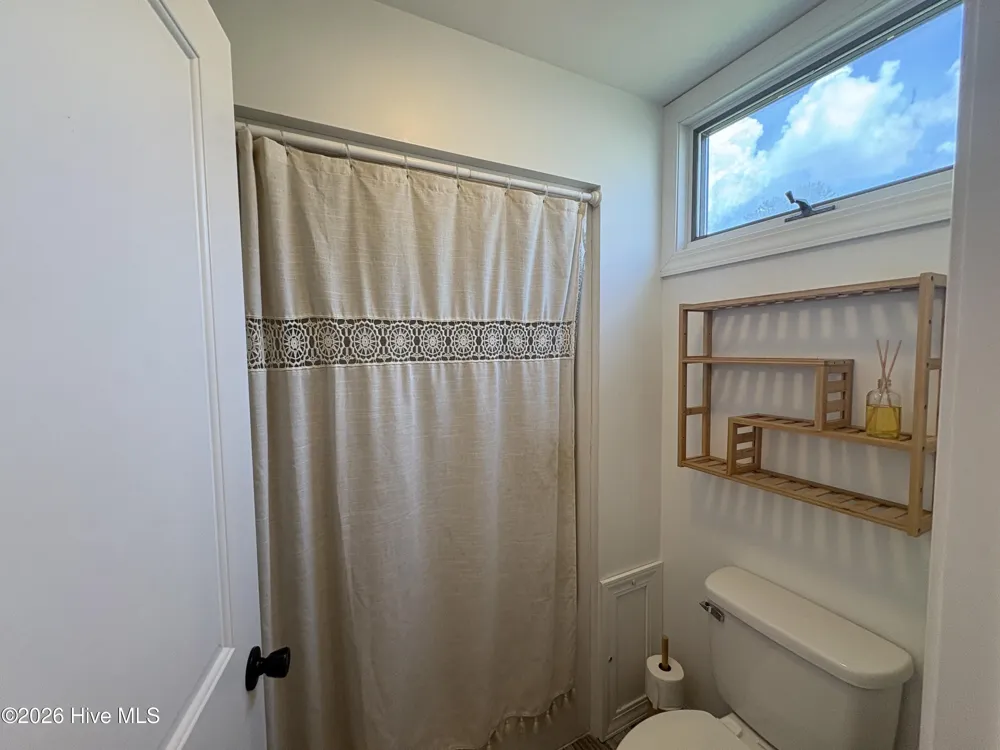 833 Pelican Drive New Bern, NC 28560