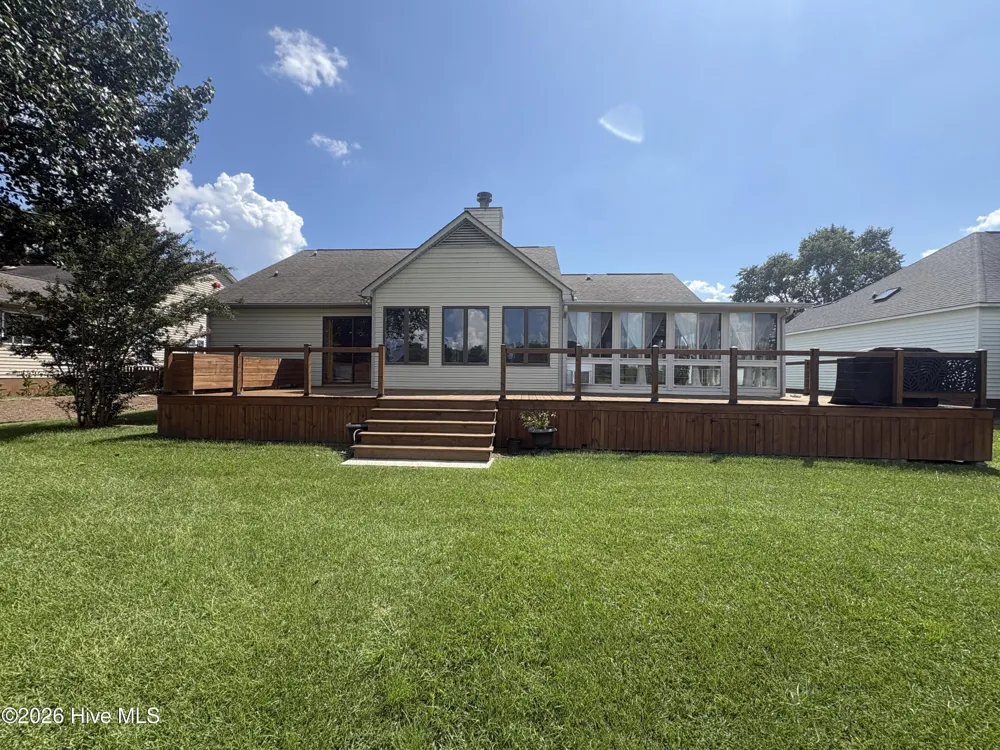 833 Pelican Drive New Bern, NC 28560