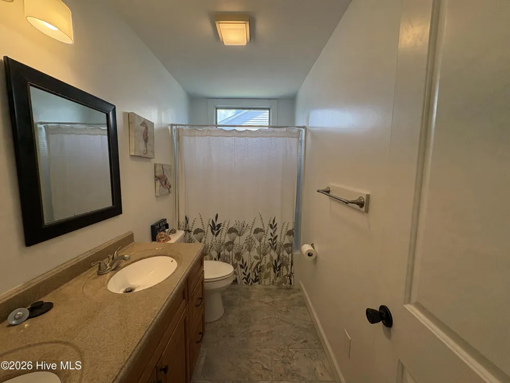 833 Pelican Drive New Bern, NC 28560