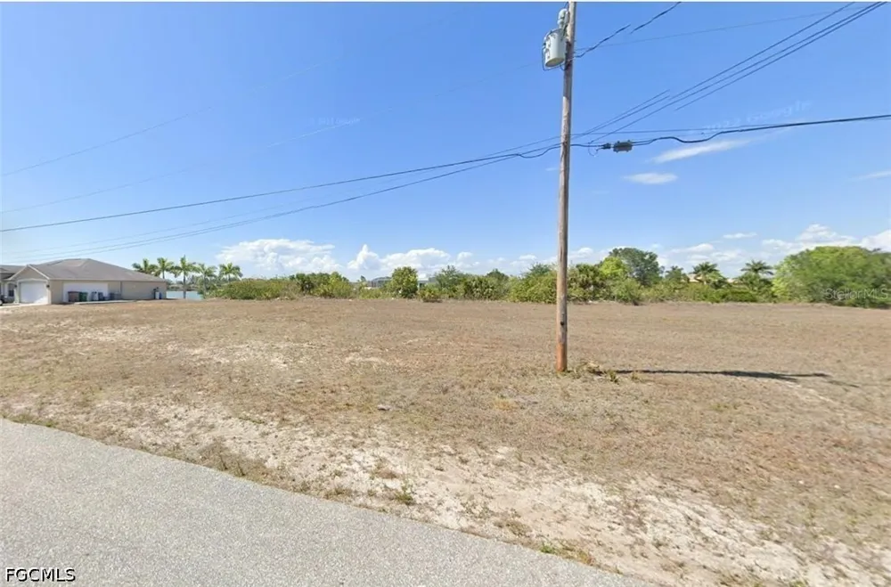 NW 8th Terrace Cape Coral, FL 33993