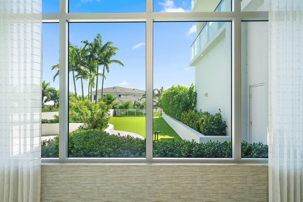 1 Water Club Way #301 North Palm Beach, FL 33408