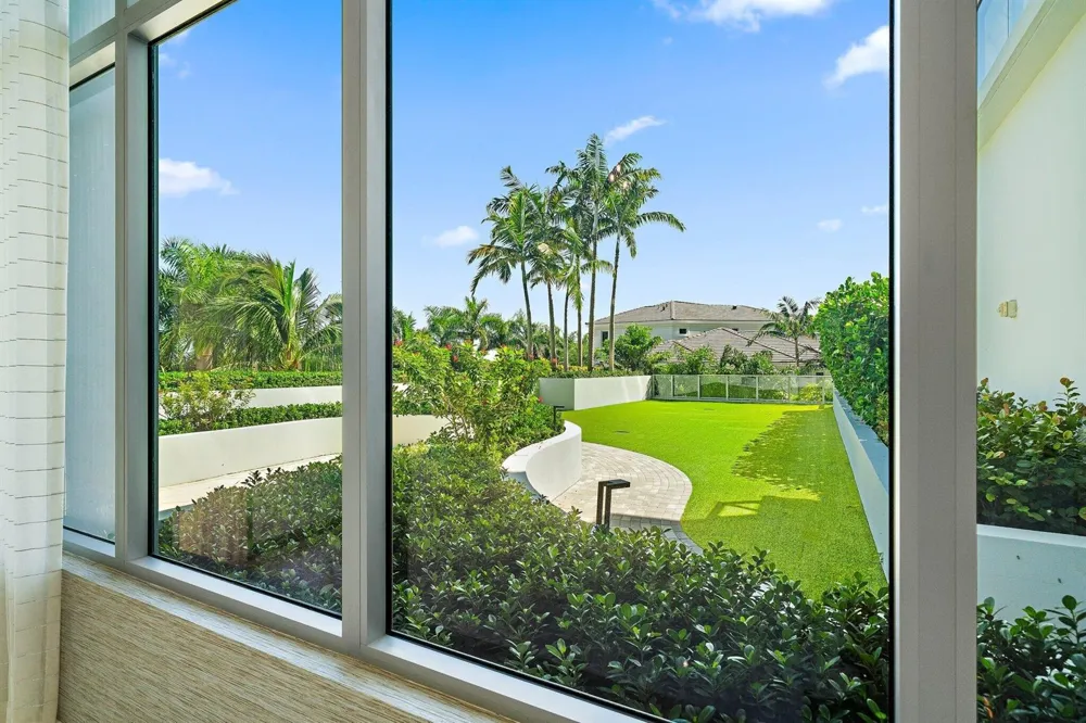 1 Water Club Way #301 North Palm Beach, FL 33408