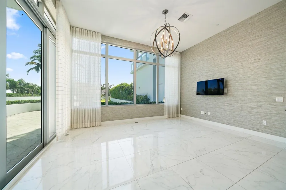 1 Water Club Way #301 North Palm Beach, FL 33408
