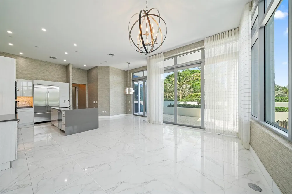 1 Water Club Way #301 North Palm Beach, FL 33408