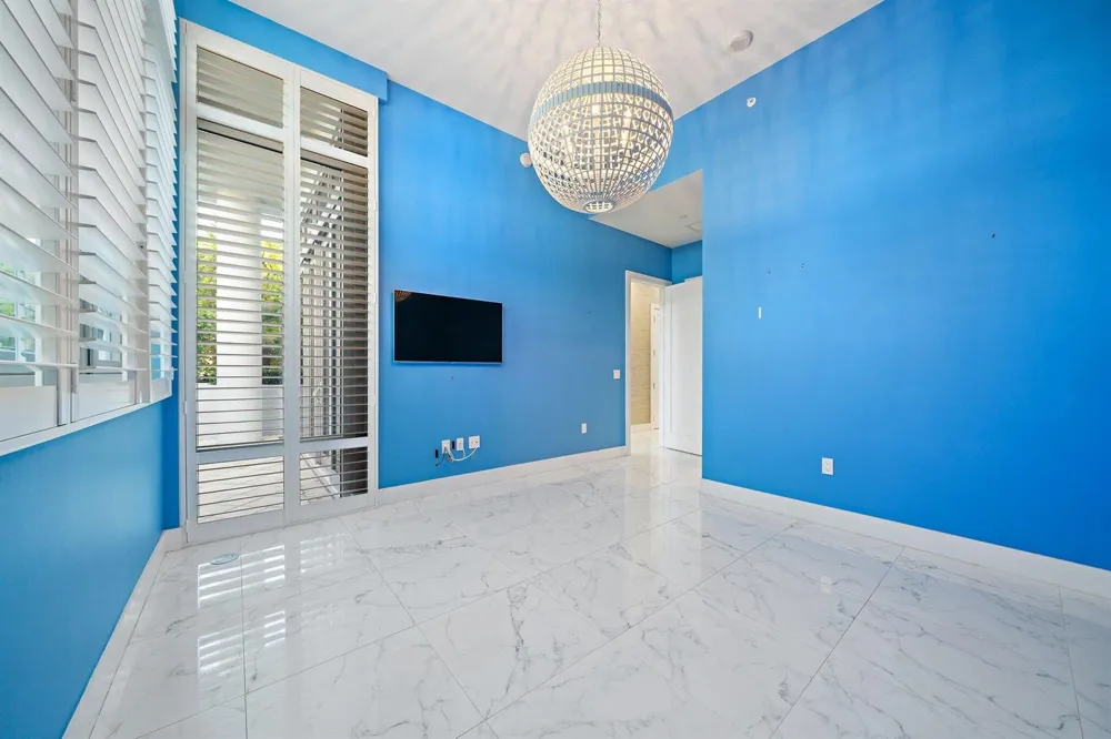 1 Water Club Way #301 North Palm Beach, FL 33408