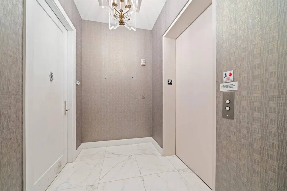 1 Water Club Way #301 North Palm Beach, FL 33408