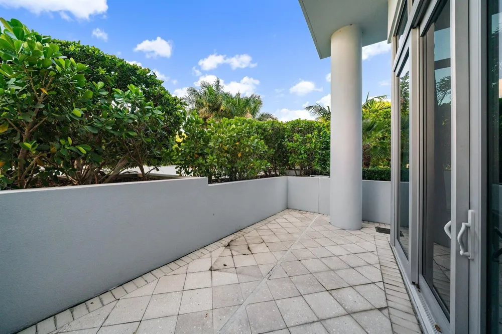 1 Water Club Way #301 North Palm Beach, FL 33408