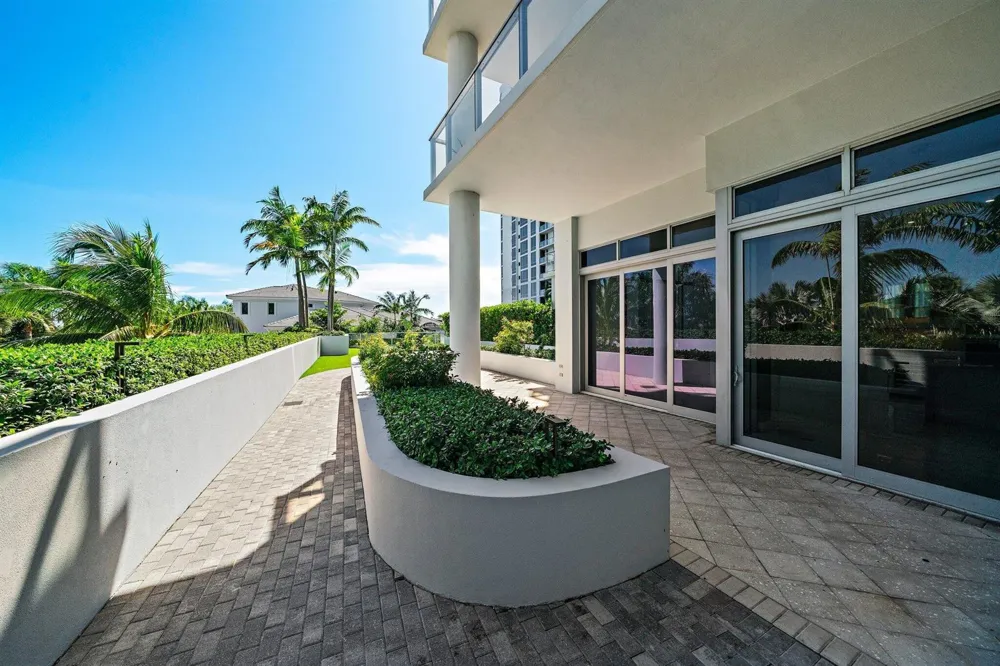 1 Water Club Way #301 North Palm Beach, FL 33408