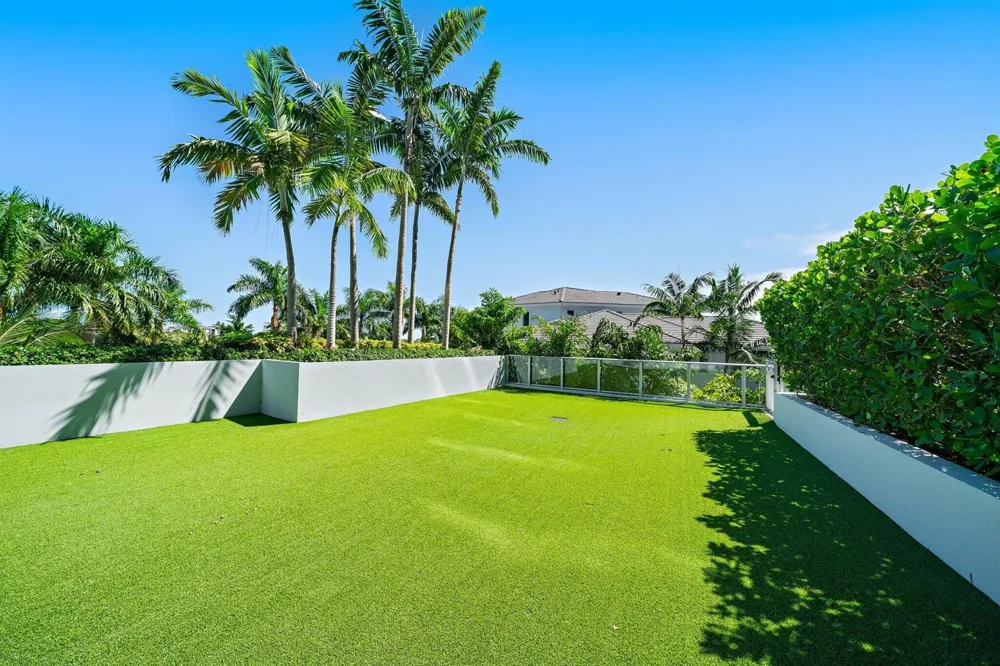 1 Water Club Way #301 North Palm Beach, FL 33408