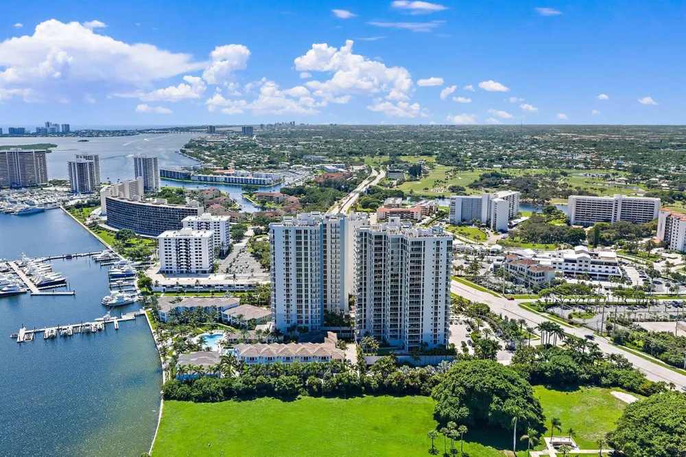 1 Water Club Way #301 North Palm Beach, FL 33408