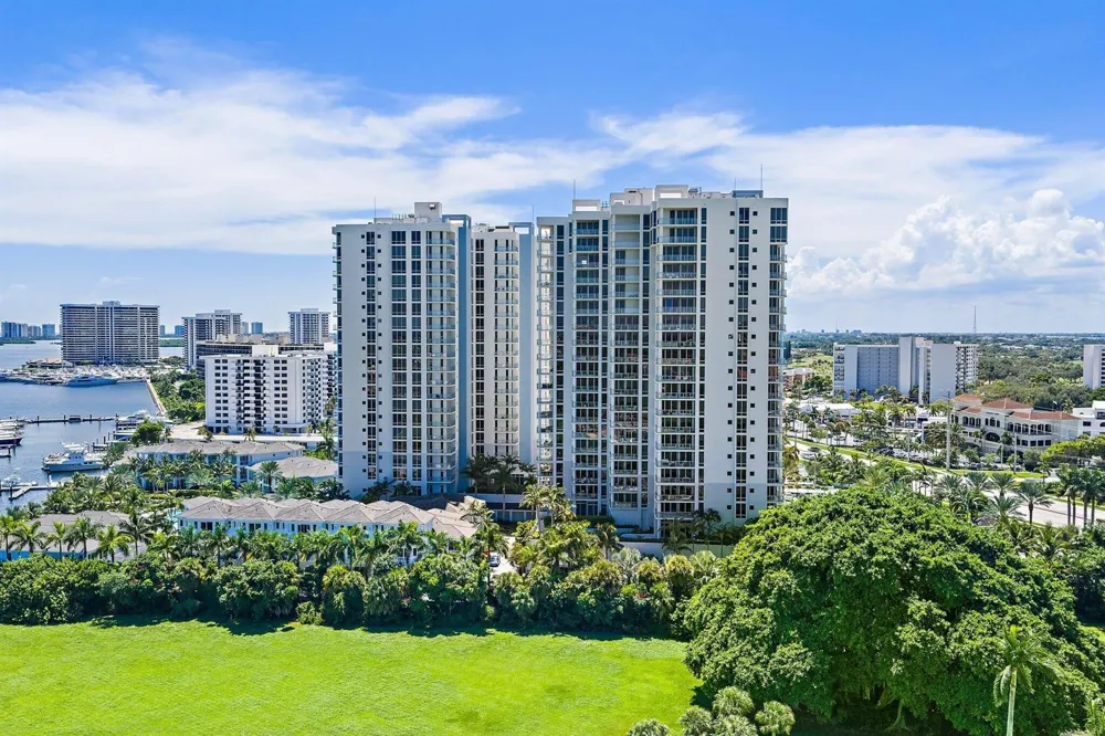 1 Water Club Way #301 North Palm Beach, FL 33408
