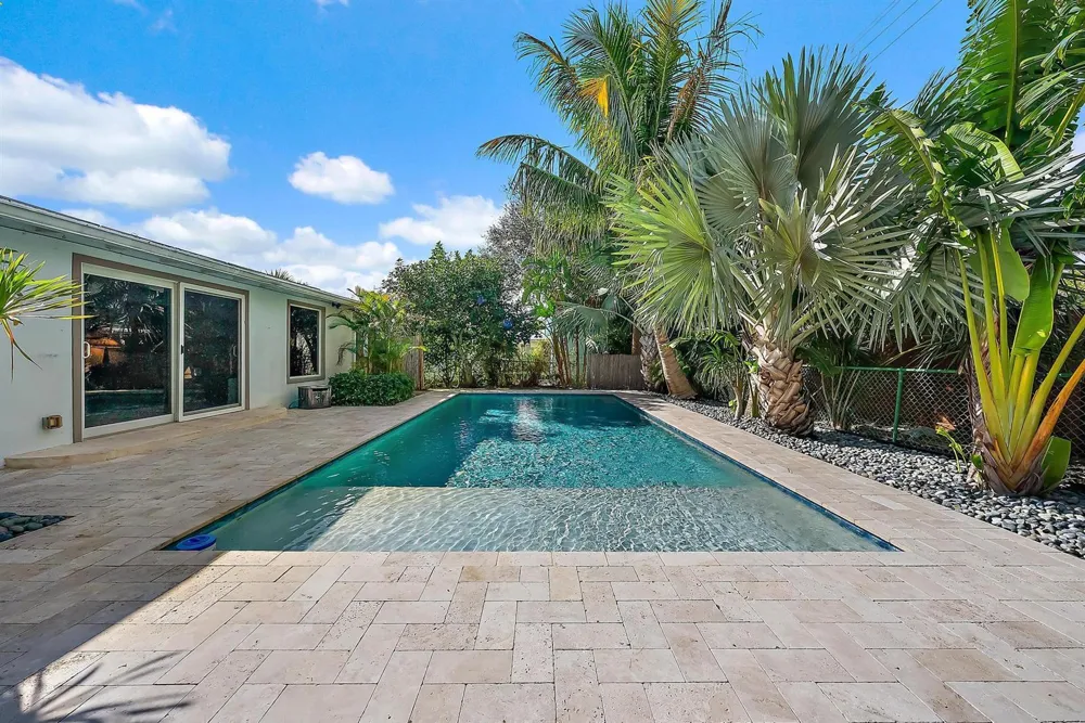253 Costello Road West Palm Beach, FL 33405