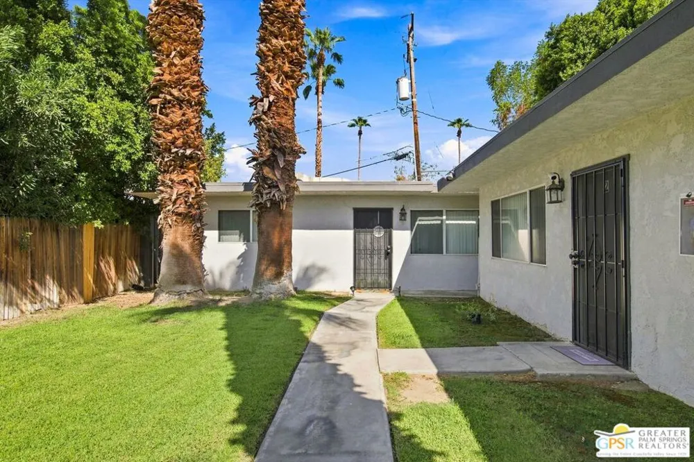 44700 Las Palmas Avenue Palm Desert, CA 92260
