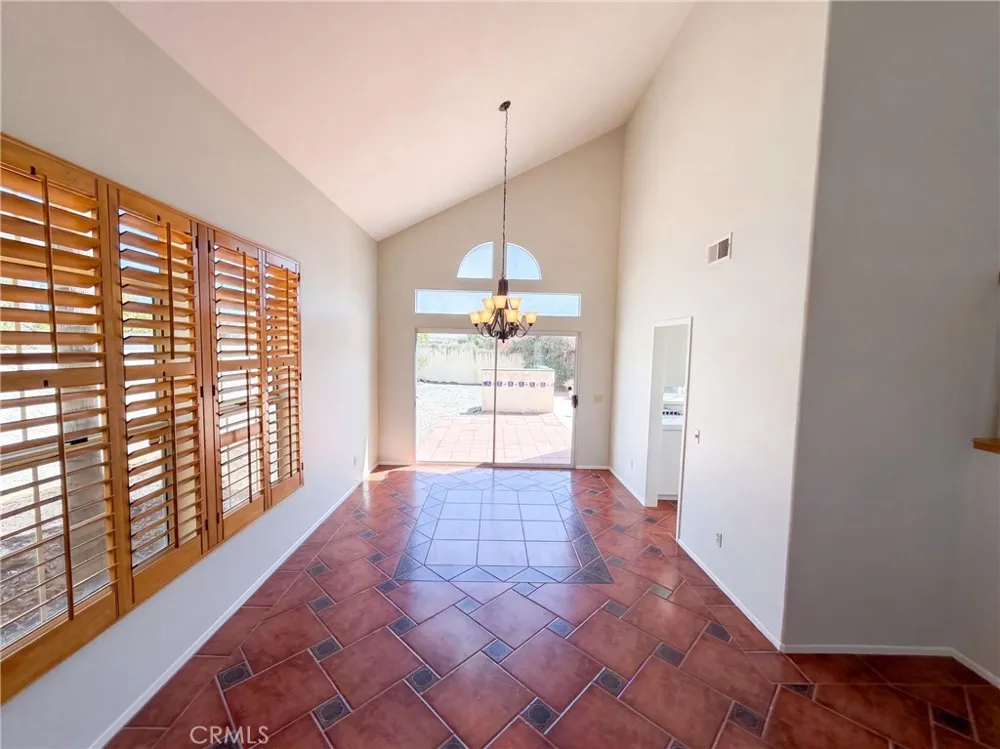 8932 Mesa Oak Riverside, CA 92508
