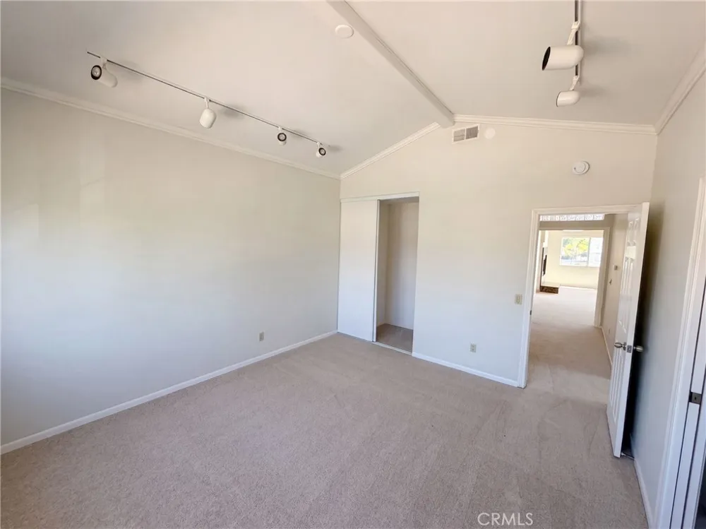 8932 Mesa Oak Riverside, CA 92508