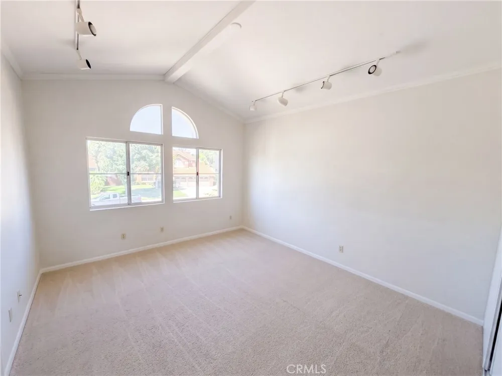 8932 Mesa Oak Riverside, CA 92508
