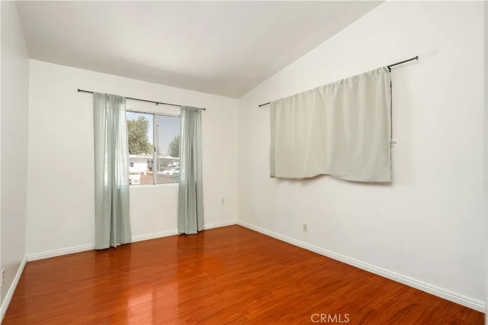 1050 W Avenue J13 Lancaster, CA 93534