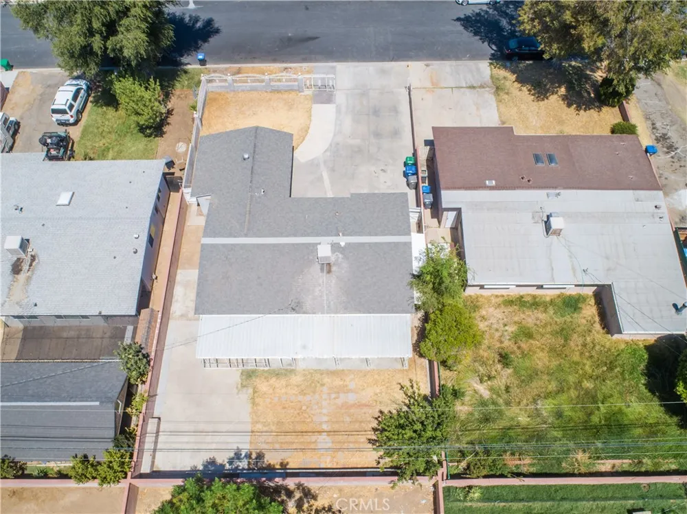 1050 W Avenue J13 Lancaster, CA 93534