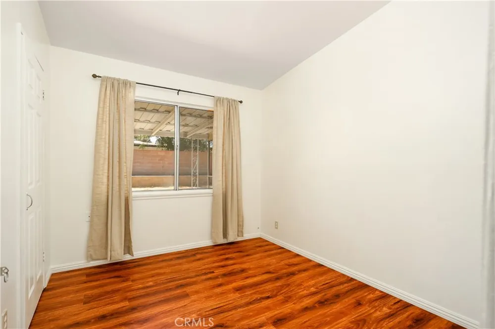 1050 W Avenue J13 Lancaster, CA 93534
