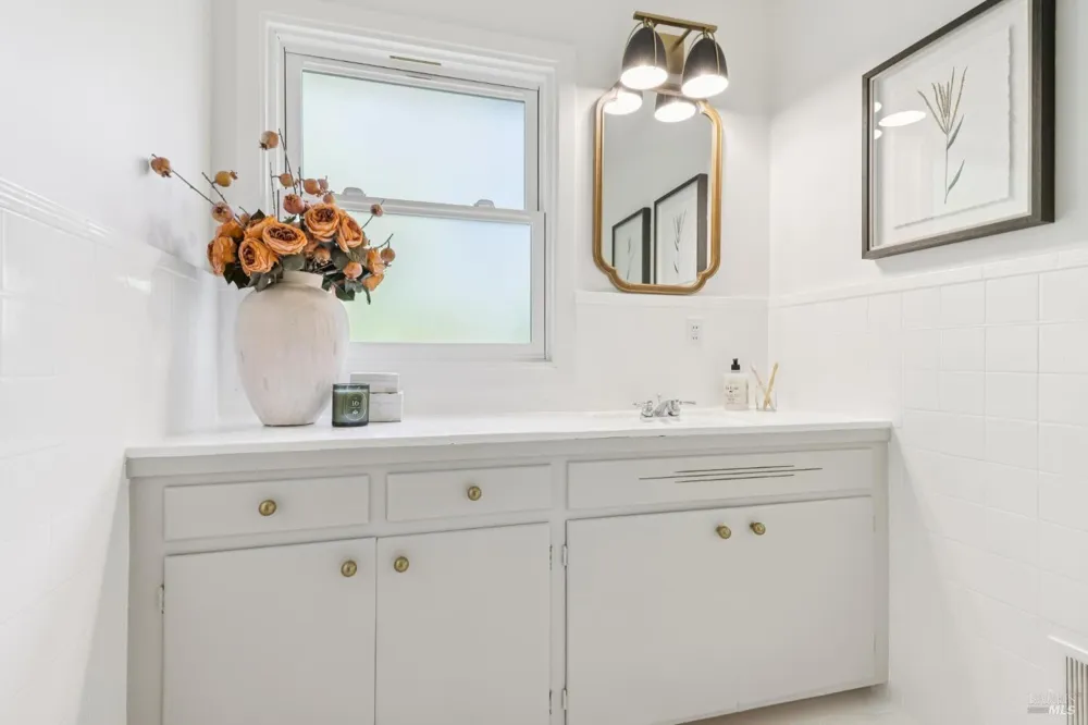 13 Via Cheparro Greenbrae, CA 94904