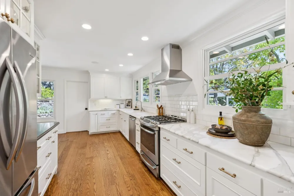 13 Via Cheparro Greenbrae, CA 94904