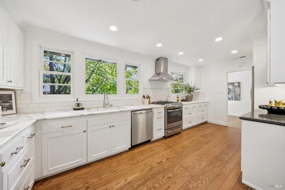 13 Via Cheparro Greenbrae, CA 94904
