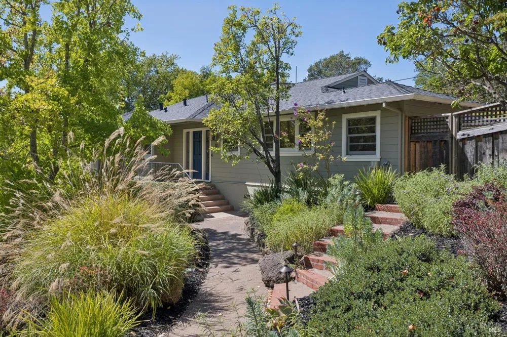 13 Via Cheparro Greenbrae, CA 94904