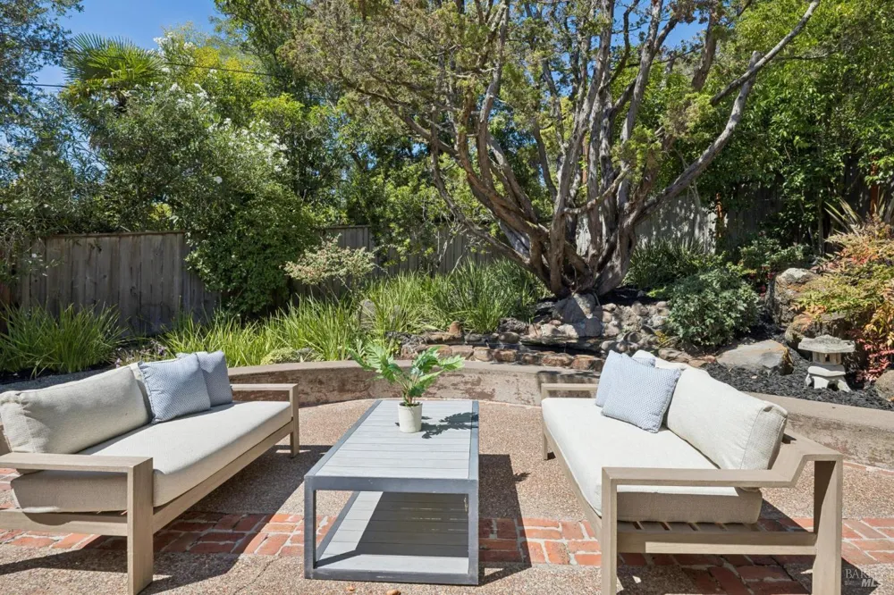 13 Via Cheparro Greenbrae, CA 94904