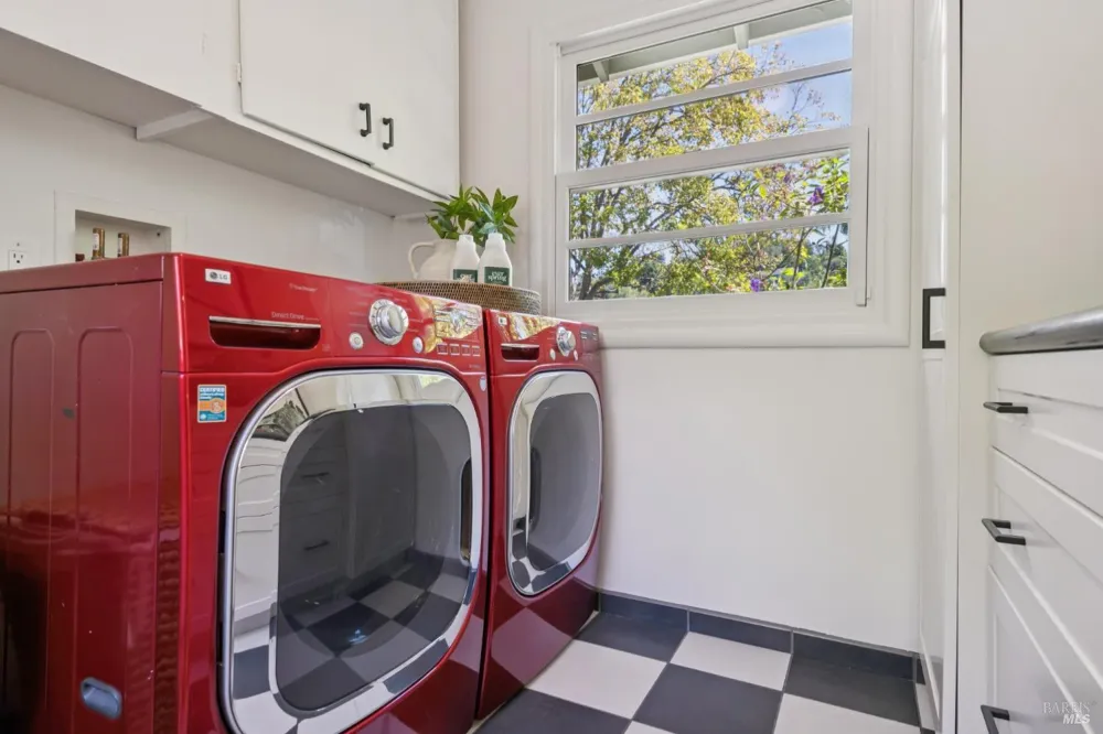 13 Via Cheparro Greenbrae, CA 94904